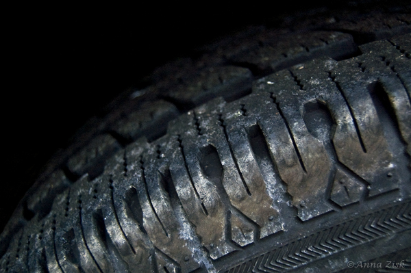 adirtytireisahappytire_9365_annasangle